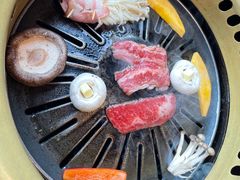 -炼火烤肉店
