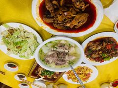 -荣生萝卜汤饭店