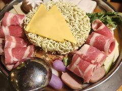 -恩你小木屋·韩式料理(假日广场店)