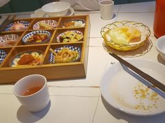 -阿瓦山寨·湘菜现炒·剁椒鱼头王(咸阳总店)