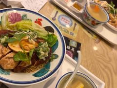 -彩虹站·香港烧腊茶餐厅