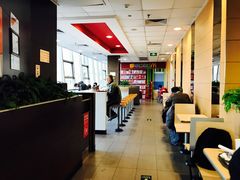 -麦当劳(展览路店)