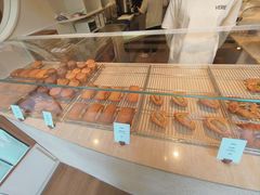 -VERIE BAKEHOUSE