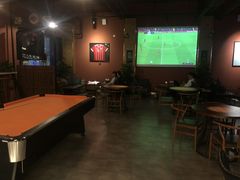 -圣徒精酿美式餐厅saints brewing(裕华万达步行街店)