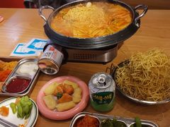 -WOW LUCKY创意韩料(龙阳广场店)