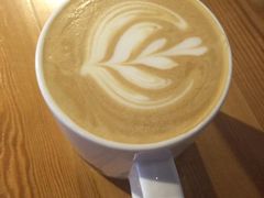 -Who乎coffee&bar
