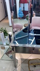 -BULB STUDIO 巴柏明星发型工作室