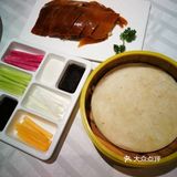 鸭皮烤得很脆，不觉得油腻