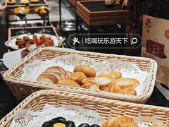 -安徽饭店·白鹭阁自助餐厅(梅山路店)
