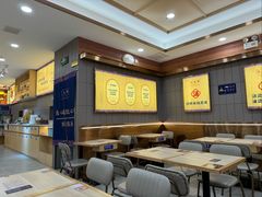 -花馬肆.云南过桥米线(汉神购物广场现场熬汤店)