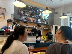 -Be Lived Cafe比例咖啡(摩天轮店)
