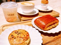 -VERIE BAKEHOUSE