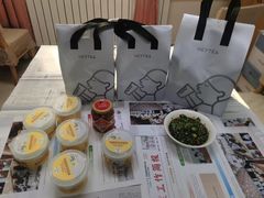 -喜茶(北京华贸购物中心店)