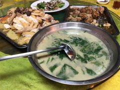 咸蛋肉片桑叶汤-拉叔扇鸡