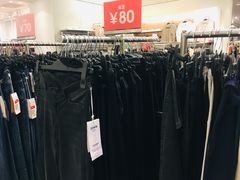 -H&M(鹏欣水游城店)