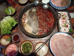 -周小明火锅(黑金冠社区店)