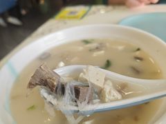 -高玛纳驴肉火烧(一世界店)
