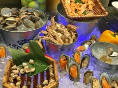 -圣丰索菲特·2 On 988 Café 自助餐厅