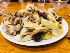 辣爆八爪鱼-桔子海鲜烧烤大排档(台东店)