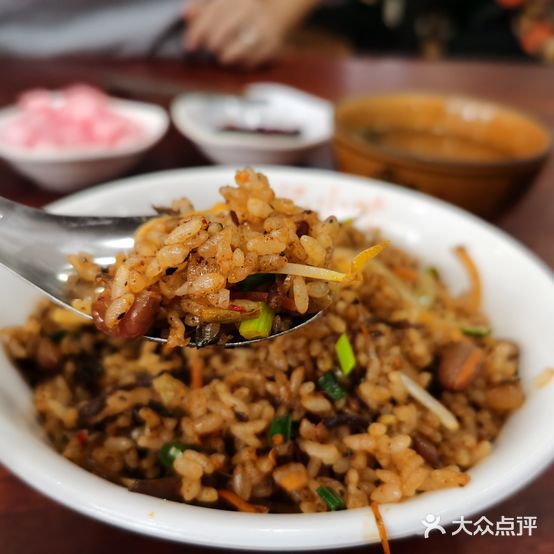 蒋记小吃美食汇(丹霞中路店)