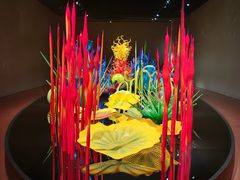 -奇胡利玻璃艺术园
