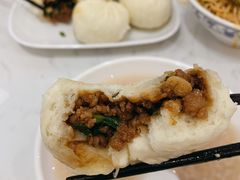酱肉包-李与白包子铺(桐梓林店)