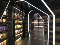 -覔书店(壹方城店)