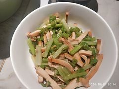 -费大厨辣椒炒肉(黄兴中心广场店)