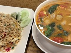 -两兄弟Song Pee Nong(2号店)