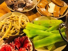 -岗上渣渣老火锅(两路口店)