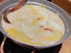鸡汤白菜王-吃饭皇帝大土家民族菜(正大广场店)