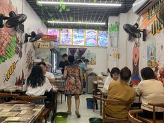 大堂-华村烧烤(翠湖天地店)