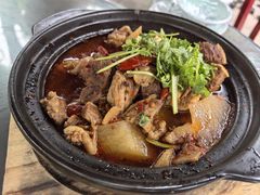 -土砂锅生态山庄·非遗砂锅雅鱼