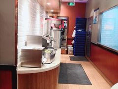 -The Habit Burger Grill 哈比特汉堡(爱琴海店)
