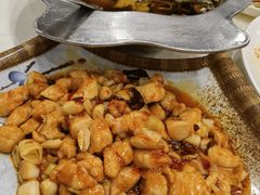 -鑫巴蜀小镇 · 水煮鱼专研店(玉桥店)