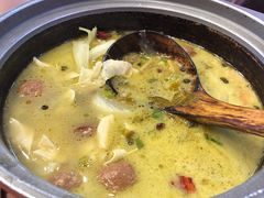 -周鱼小馆石锅酸菜鱼(活力汇店)