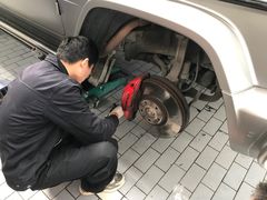 -畅通航行汽车钣金喷漆 无痕修复·局部喷漆