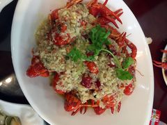 -扒虾小妹儿麻辣海鲜(宏图街店)