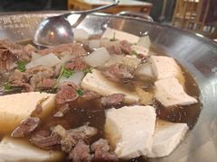 -大众跷脚牛肉馆·非遗传承单位(峨眉山店)