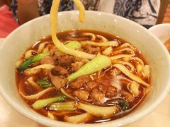 招牌小炖肉刀削面-南粥北面(东大桥店)