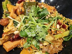 -醉人椒麻辣香锅(王府井喜悦店)