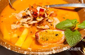 Tomato Sour Soup Pork Belly