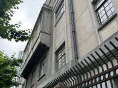 -上海市第八中学