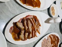 上品烤鸭-城南往事(滨江世茂店)
