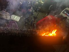 -劳动公园新疆人烤腰子