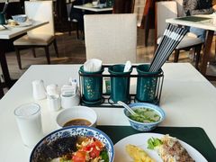 -南阳建业森林半岛假日酒店