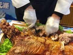 -乌托邦轰趴日租聚会别墅(先生的院子店)