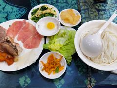 -桥香园云南过桥米线(金马碧鸡店)