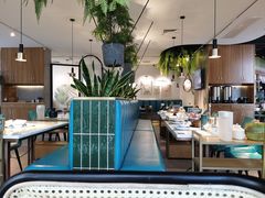 大堂-三个椰子·现砍椰子鸡(金源CBD店)