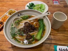 -湘人龙记老长沙米粉(鸟巢店)